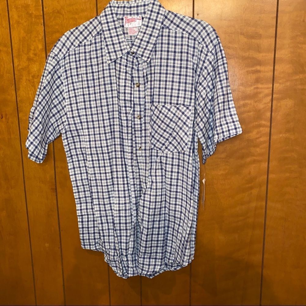 Women’s plaid button down shirt sz S